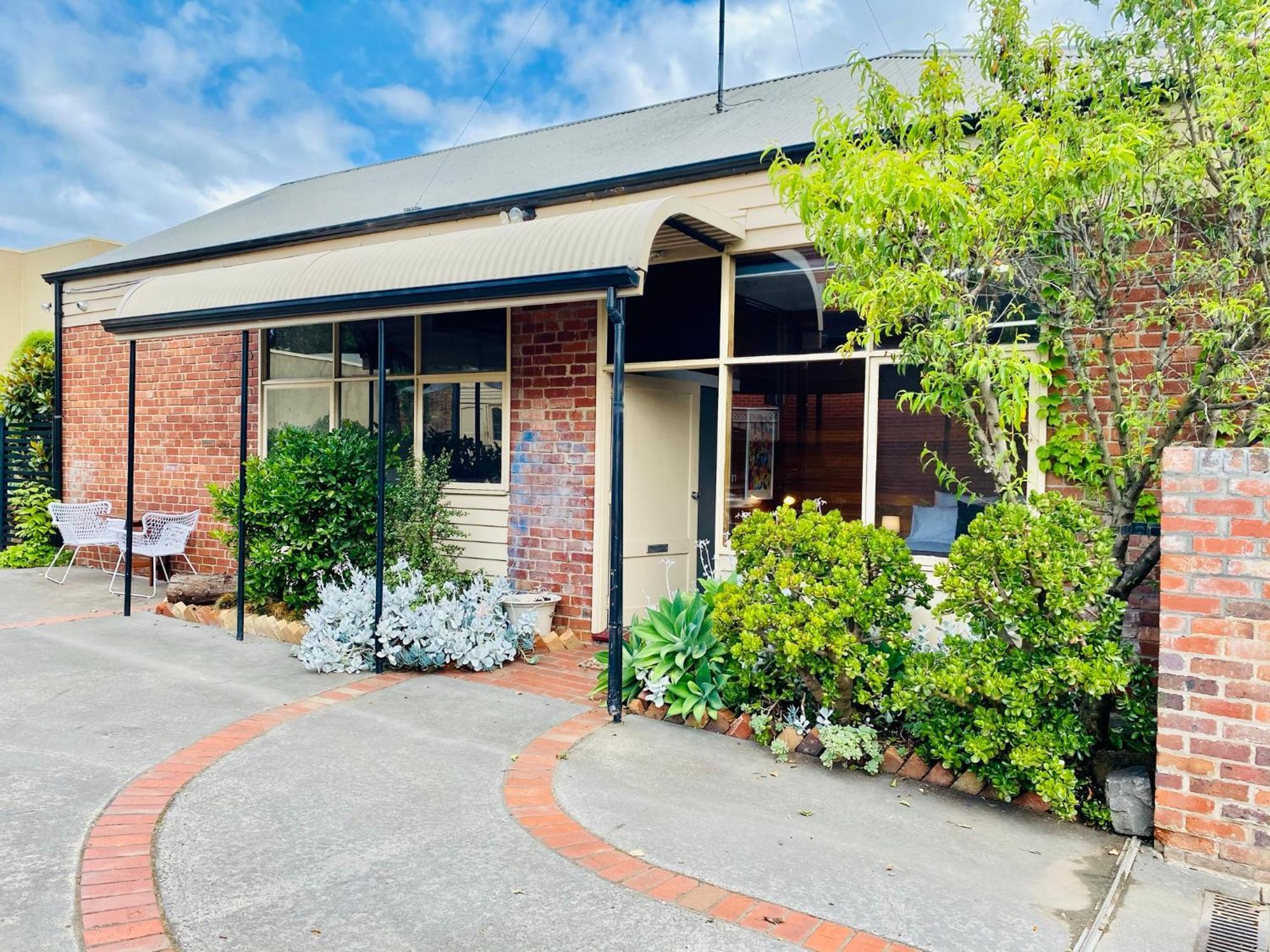 The Morrison Stables Appartement Geelong Buitenkant foto